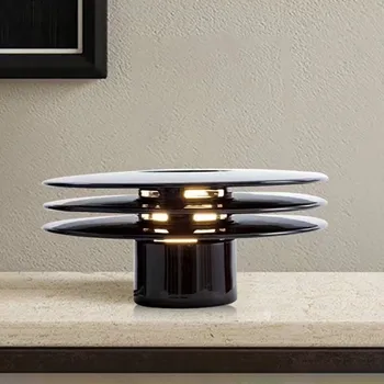 Kaasaegne Tabel Lamp LED Vintage Must Loominguline Lihtsus Laua taga Tuled Decor Kodus Elavate Magamistuba Öö Led Lamp
